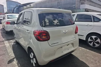 Wuling Hongguang MINIEV 2025, 13200 км, за 50787.63 CNY
