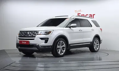 Ford Explorer · 2019 год