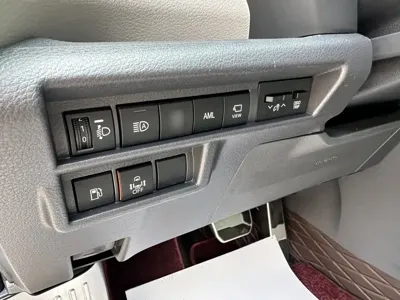 Toyota Granvia 2024, 77800 км, за 230300 CNY - фото 18