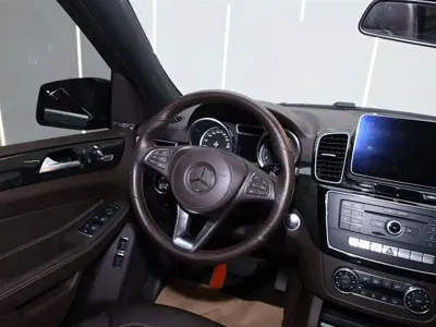 Mercedes-Benz GLS 2018, 44000 км, за 388000 CNY - фото 28