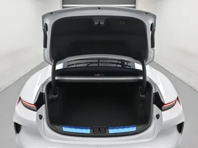 Porsche Taycan 2025, 8730 км, за 225000000 KRW - фото 20