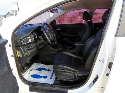 Kia Niro 2018, 126102 км, за 10800000 KRW - фото 10