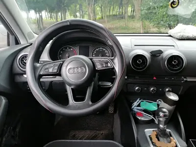 Audi A3 2018, 96100 км, за 48200 CNY - фото 13