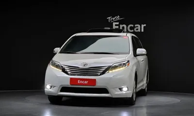 Toyota Sienna 2015, 286386 км, за 11300000 KRW
