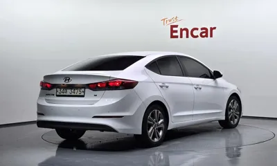 Hyundai Avante 2018, 142820 км, за 9800000 KRW - фото 2