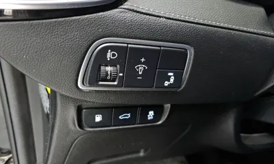 Hyundai Grandeur 2018, 153312 км, за 12000000 KRW - фото 16