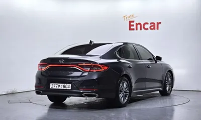 Hyundai Grandeur 2018, 170448 км, за 9990000 KRW