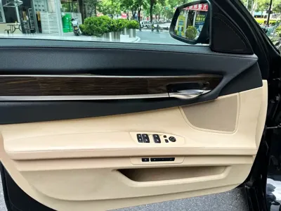 BMW 7 Series 2009, 180000 км, за 29800 CNY - фото 10
