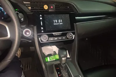 Honda Civic 2019, 17600 км, за 53962.28 CNY - фото 13