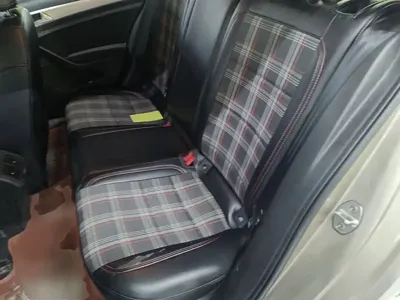 Volkswagen Golf 2019, 71100 км, за 43300 CNY - фото 17