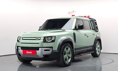 Land Rover Defender · 2023 год