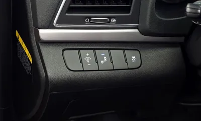 Hyundai Avante 2018, 76237 км, за 9500000 KRW - фото 14