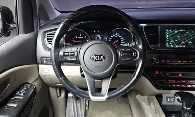 Kia Canival 2019, 155835 км, за 12700000 KRW - фото 13