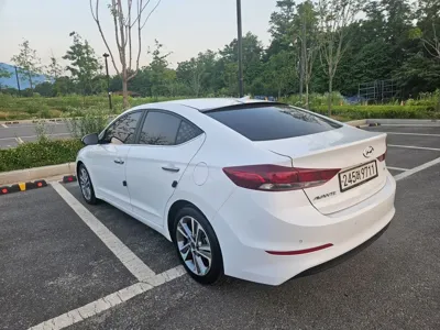 Hyundai Avante 2018, 75817 км, за 12900000 KRW - фото 2