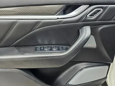 Maserati Levante 2019, 158070 км, за 24500000 KRW - фото 12