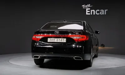 Hyundai Grandeur 2015, 185401 км, за 5000000 KRW