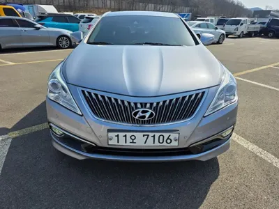 Hyundai Grandeur · 2015 год