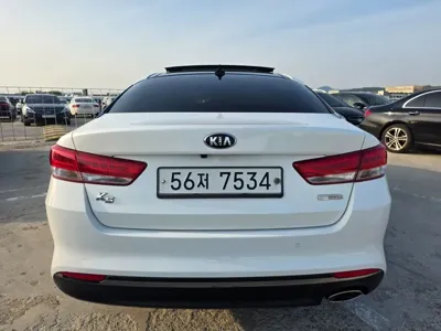 Kia K5 2016, 135500 км, за 6200000 KRW
