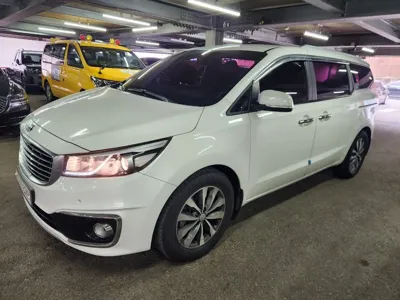 Kia Canival 2016, 225000 км, за 5900000 KRW