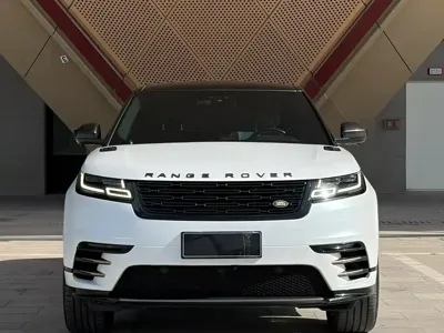 Land Rover Velar 2018, 80000 км, за 168800 CNY