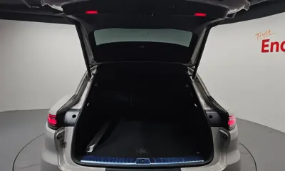 Porsche Cayenne 2021, 38598 км, за 98000000 KRW - фото 20