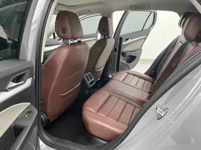 Volkswagen Golf 2022, 45000 км, за 97800 CNY - фото 9
