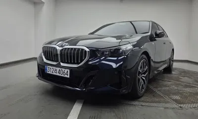 BMW 5-Series · 2026 год