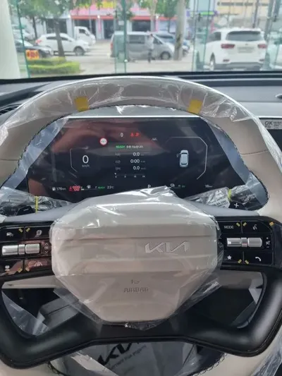 Kia Sorento 2026, 18 км, за 99990000 KRW - фото 9
