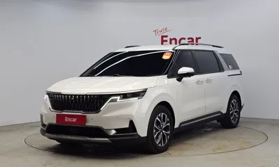 Kia Canival · 2023 год