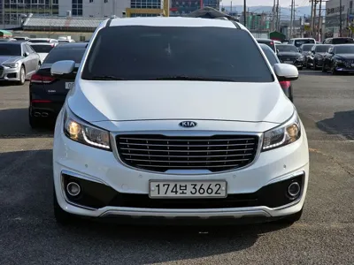 Kia Canival 2016, 206778 км, за 6700000 KRW
