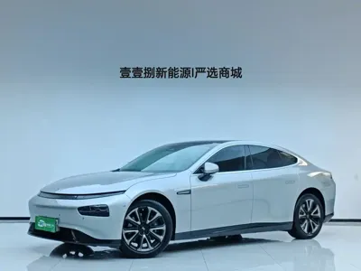Xpeng P7 · 2021 год