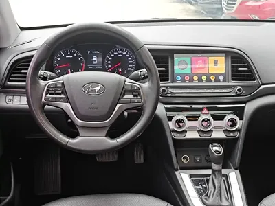 Hyundai Elantra 2019, 70000 км, за 39800 CNY - фото 13