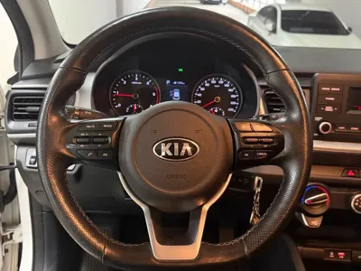 Kia Stonic 2018, 99002 км, за 10200000 KRW - фото 9