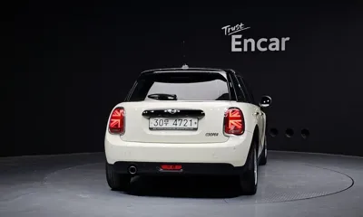 MINI Cooper 2019, 32169 км, за 15900000 KRW