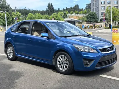 Ford Focus 2011, 63000 км, за 15800 CNY