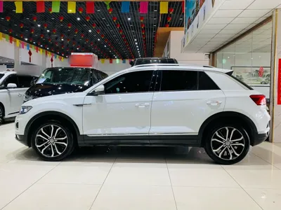 Volkswagen T-Roc 2018, 38600 км, за 75627.41 CNY