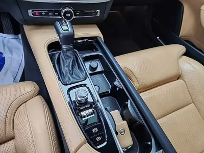 Volvo S90 2020, 79002 км, за 22000000 KRW - фото 9