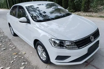 Volkswagen Jetta 2017, 100200 км, за 36844.99 CNY