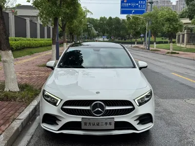 Mercedes-Benz A-Class 2020, 61000 км, за 86800 CNY