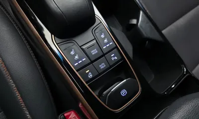 Hyundai Ioniq 2017, 117903 км, за 12900000 KRW - фото 17