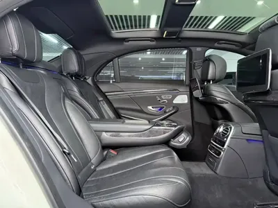 Mercedes-Benz S-Class 2018, 160000 км, за 348000 CNY - фото 13