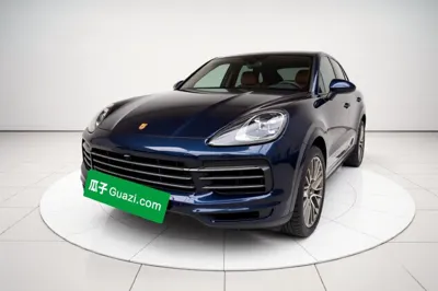Porsche Cayenne 2023, 43100 км, за 600846.46 CNY