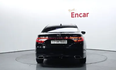 Hyundai Grandeur 2015, 104338 км, за 7700000 KRW