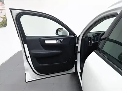 Volvo XC40 2019, 59500 км, за 61800 CNY - фото 8