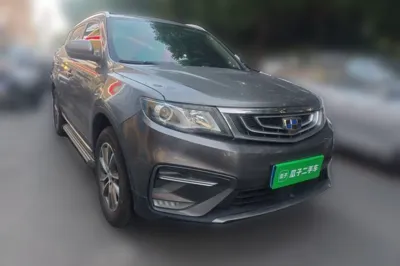 Geely Auto Emgrand X7 Sport 2018, 74800 км, за 27130.7 CNY