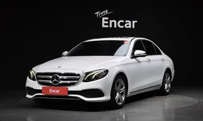 Mercedes-Benz E-Class · 2017 год