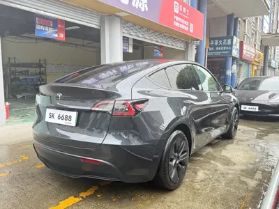 Tesla Model Y 2024, 50000 км, за 178800 CNY - фото 7