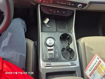 Kia Canival 2025, 17700 км, за 99990000 KRW - фото 8