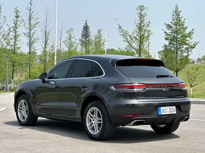 Porsche Macan 2021, 74000 км, за 219800 CNY
