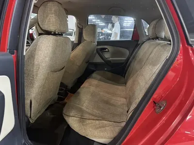 Volkswagen Polo 2011, 107000 км, за 16800 CNY